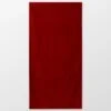 toalla de baño de color rojo