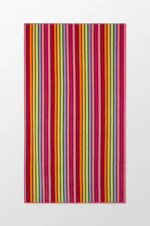 toalla de playa con muchas rayas de multiples colores