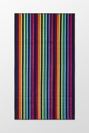 toalla de playa con rayas de multiples colores